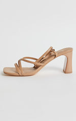 Novo - Urelia Heels in Camel