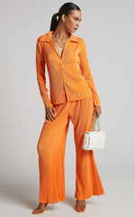 Amarante Blouse - Plisse Button Up Blouse in Orange