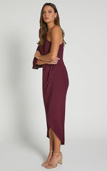 Belmira Midi Dress - One Shoulder Asymmetrical Short Sleeve Split Dress in Merlot