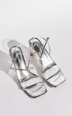 Billini - Kittie Heels in Silmet