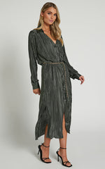 Donelli Midi Dress - Plisse Oversized Collared Shirt Dress in Olive