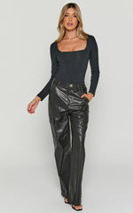 Elia Bodysuit - Square Neck Long Sleeve Bodysuit in Black