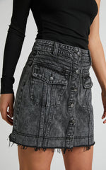 Gennlee Mini Skirt - Cotton Contrast Denim Skirt in Black Acid Wash