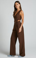 Izara Trousers - Mid Rise Relaxed Straight Leg Tailored Trousers in Chocolate