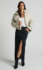 Lioness - Off Duty Jacket in Cream