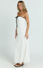 Lashara Midi Linen Blend Dress - Strapless Contrast Dress in White