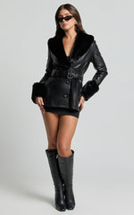 Lioness - Brooklyn Short PU With Fur Trim Coat in Onyx