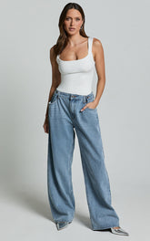 Lioness - Shes All That Jeans in Washed Blue
