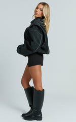 Lioness - Vista Bomber in ONYX