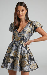 Brailey Jacquard Mini Dress - Puff Sleeve Dress in Black, Silver and Gold