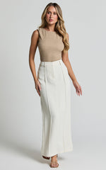 Sadie Top - Sleeveless Textured Jersey Top in Sand