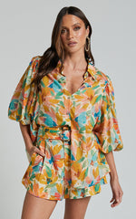 Amalie The Label - Noemie Linen Blend High Waisted Belted Tailored Shorts in Manhattan Print