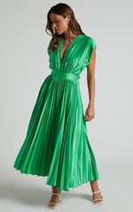 Della Midi Dress - Plunge Neck Short Sleeve Pleated Dress in Green