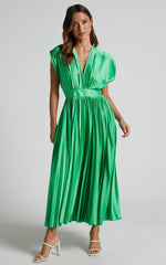 Della Midi Dress - Plunge Neck Short Sleeve Pleated Dress in Green