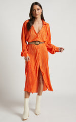 Donelli Midi Dress - Plisse Oversized Collared Shirt Dress in Orange