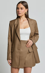 Haidy Blazer - Single Breasted Boyfriend Blazer in Taupe