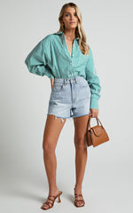 Jaycey Shirt - Long Sleeve Pocket Detail Shirt in Green Stripe