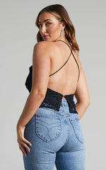 Merthiel Top - Cross Back Top in Black