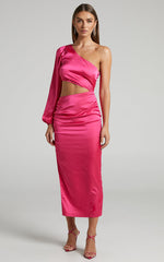 Runaway The Label - Christabel Dress in Fuchsia